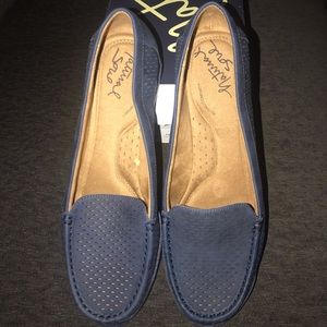 New Navy Blue Size 10 Naturalizer Soul Loafer